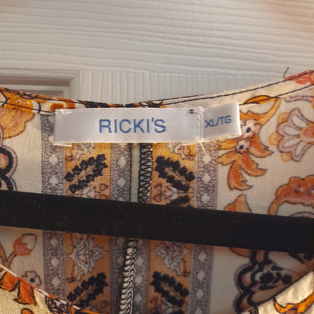 Ricki's Multicolor Floral Long Sleeve Blouse - Picture 6 of 7